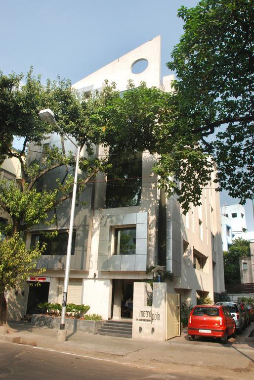 호텔 메트로폴 콜카타 외부 사진